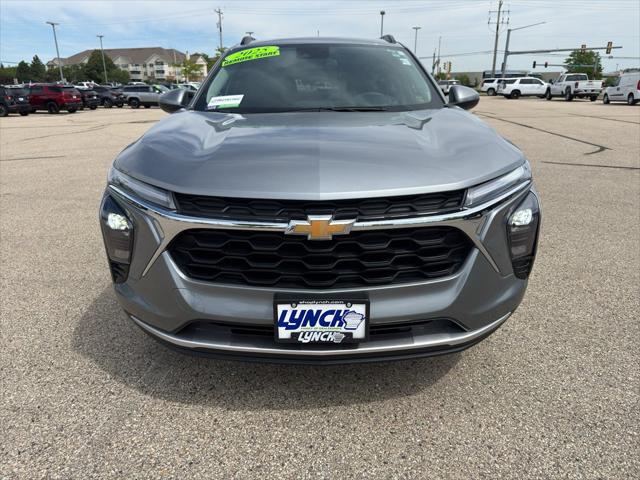 2025 Chevrolet Trax FWD LT
