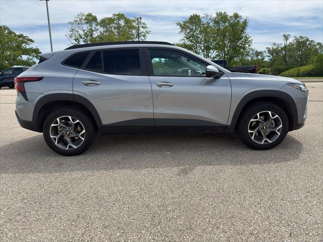 2025 Chevrolet Trax FWD LT