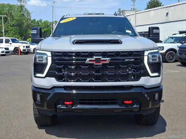 2024 Chevrolet Silverado 2500HD 4WD Crew Cab Standard Bed ZR2 2024 Chevrolet Silverado 2500HD 4WD Crew Cab Standard Bed ZR2