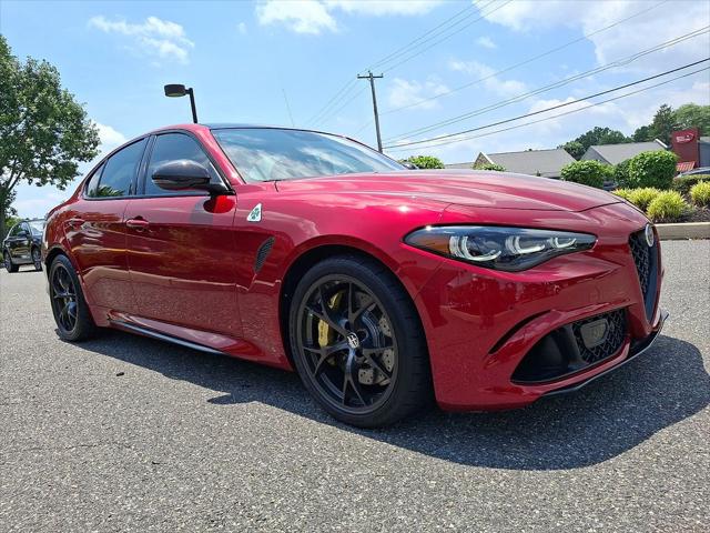 2024 Alfa Romeo Giulia Quadrifoglio Carbon RWD 2024 Alfa Romeo Giulia Quadrifoglio Carbon RWD