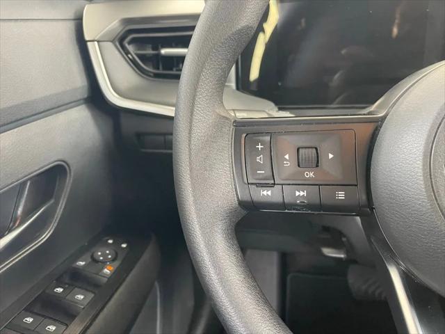 2025 Nissan Kicks S FWD