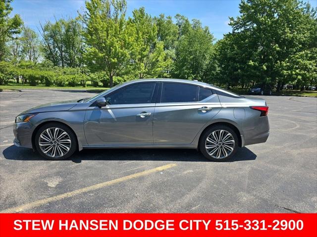 2023 Nissan Altima SL Intelligent AWD for sale in Urbandale, IA