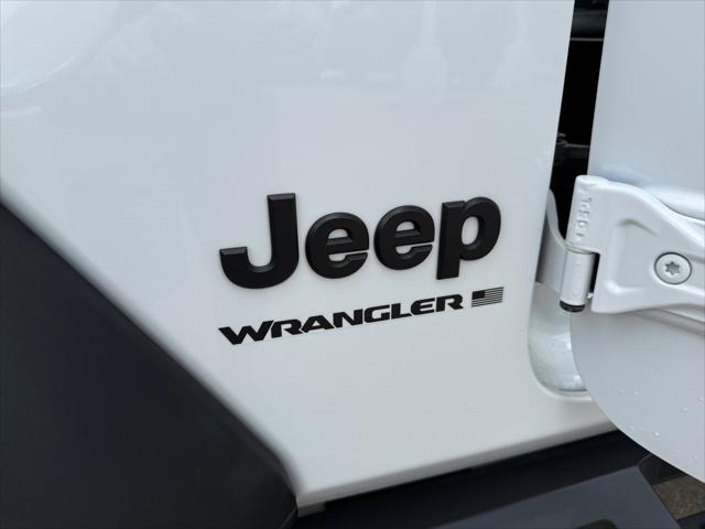 2023 Jeep Wrangler 4-Door Willys 4x4