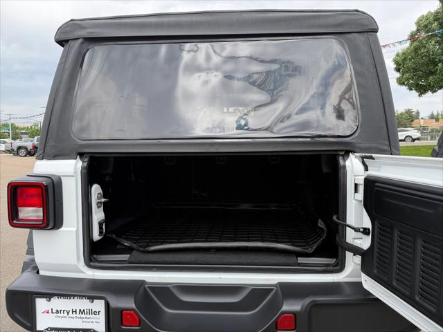 2023 Jeep Wrangler 4-Door Willys 4x4