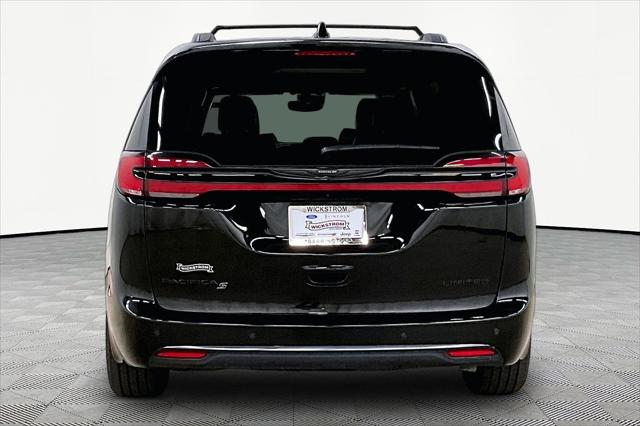 2025 Chrysler Pacifica Limited