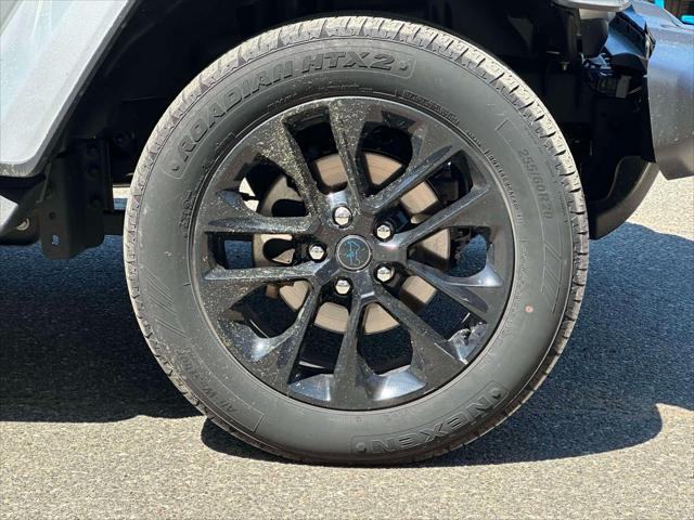 2024 Jeep Wrangler 4xe Sahara 4xe