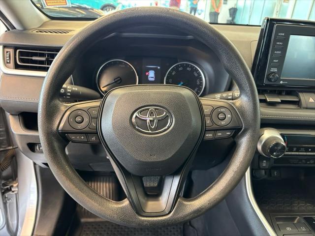 2022 Toyota RAV4 Hybrid LE