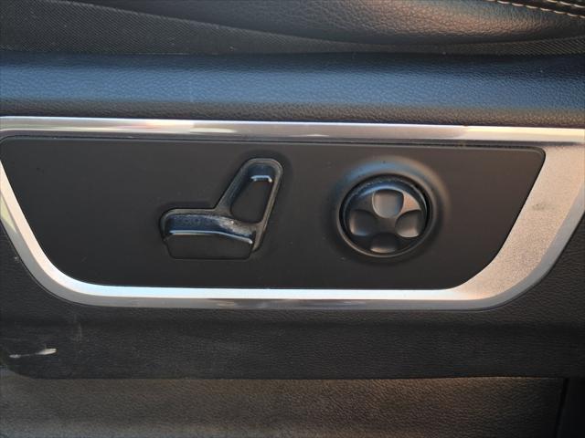 2019 Ram 1500 Laramie Crew Cab 4x4 5'7" Box