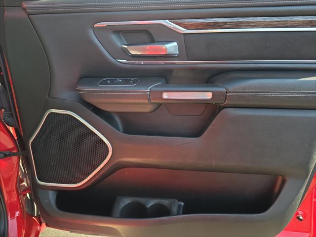 2019 Ram 1500 Laramie Crew Cab 4x4 5'7" Box