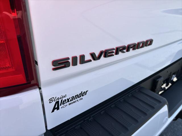 2026 Chevrolet Silverado 1500 4WD Crew Cab Short Bed RST