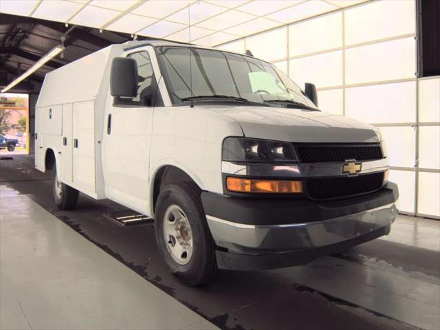 2022 Chevrolet Express Cutaway Work Van