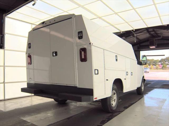 2022 Chevrolet Express Cutaway Work Van