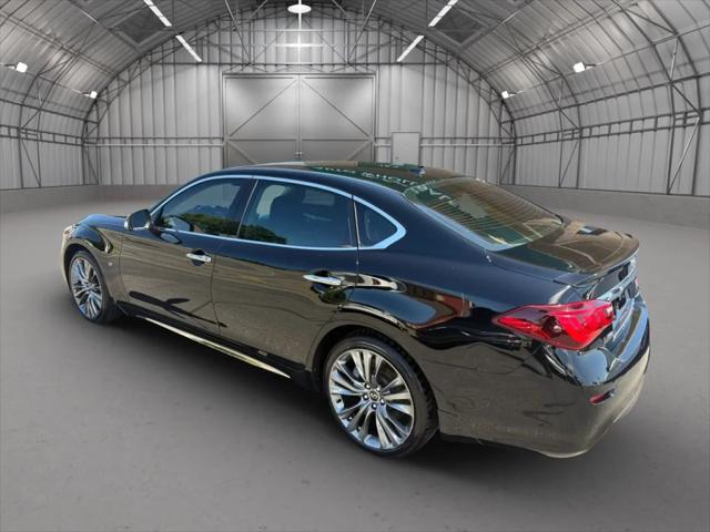 2017 INFINITI Q70L 3.7X