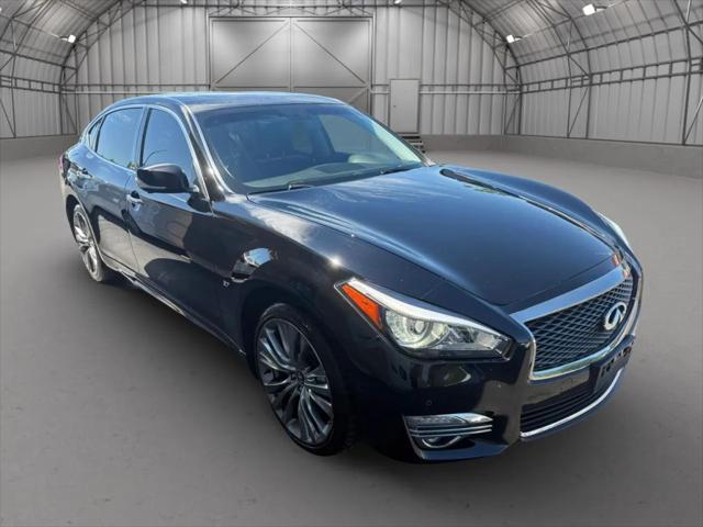 2017 INFINITI Q70L 3.7X