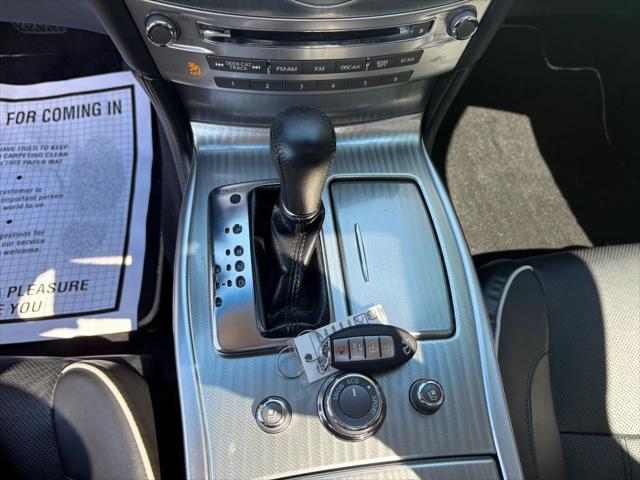 2017 INFINITI Q70L 3.7X