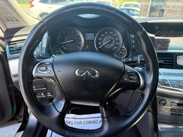 2017 INFINITI Q70L 3.7X