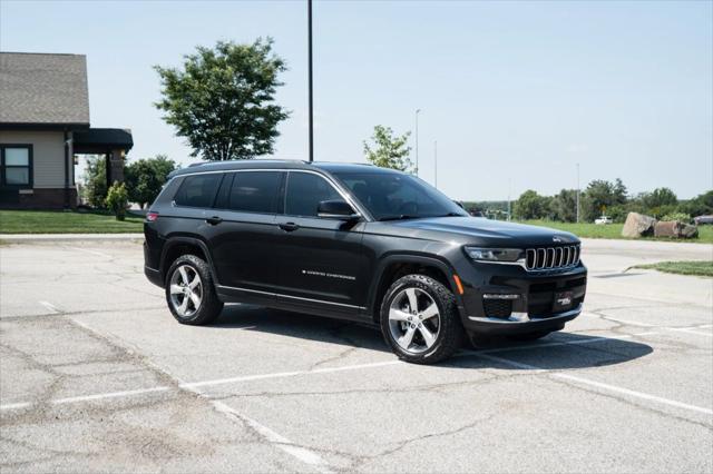2022 Jeep Grand Cherokee L Limited 4x4 for sale in Lincoln, NE