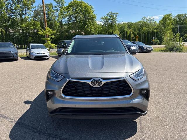 2026 Toyota Highlander Hybrid Limited