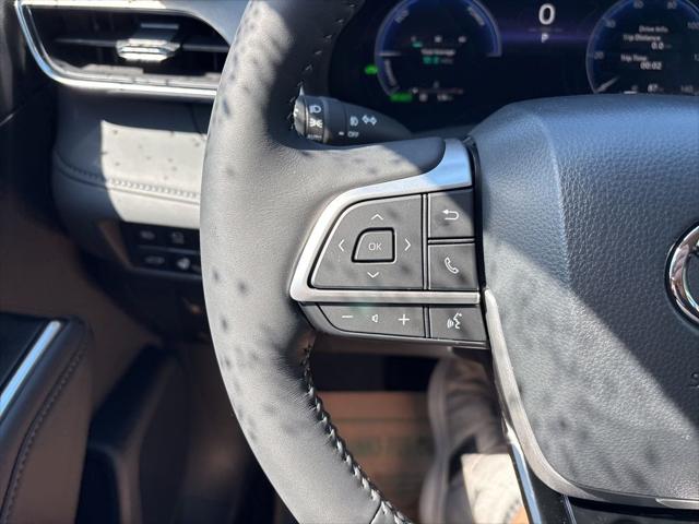 2026 Toyota Highlander Hybrid Limited