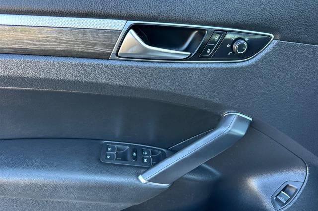 2017 Volkswagen Passat 1.8T SE