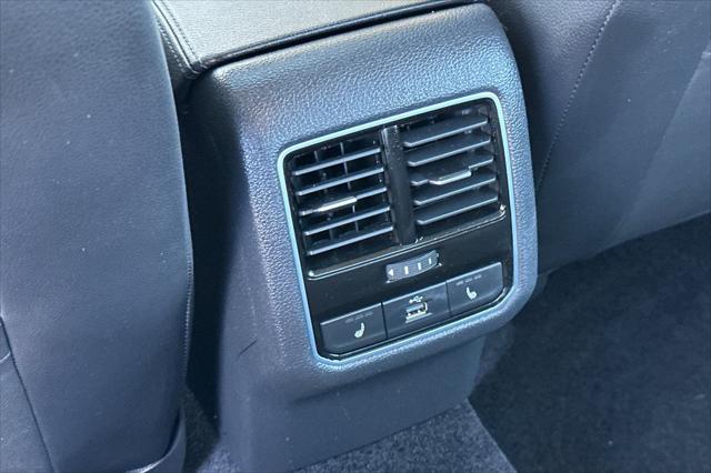 2017 Volkswagen Passat 1.8T SE