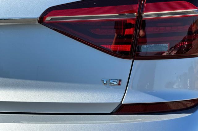 2017 Volkswagen Passat 1.8T SE