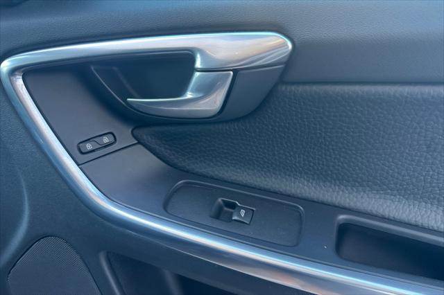 2014 Volvo XC60 T6 R-Design Premier Plus