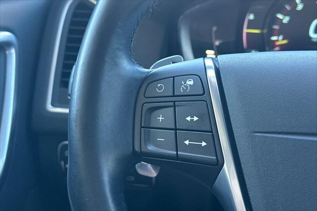 2014 Volvo XC60 T6 R-Design Premier Plus