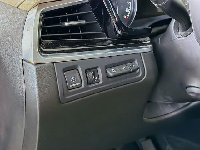 2023 Cadillac XT6 AWD Premium Luxury