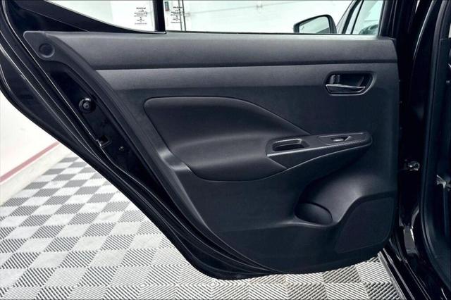 2021 Nissan Versa SV Xtronic CVT