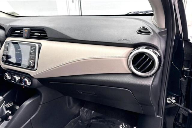 2021 Nissan Versa SV Xtronic CVT