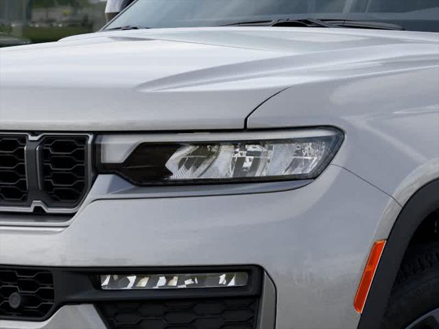 2026 Jeep Grand Cherokee 85th Anniversay Edition 4x4