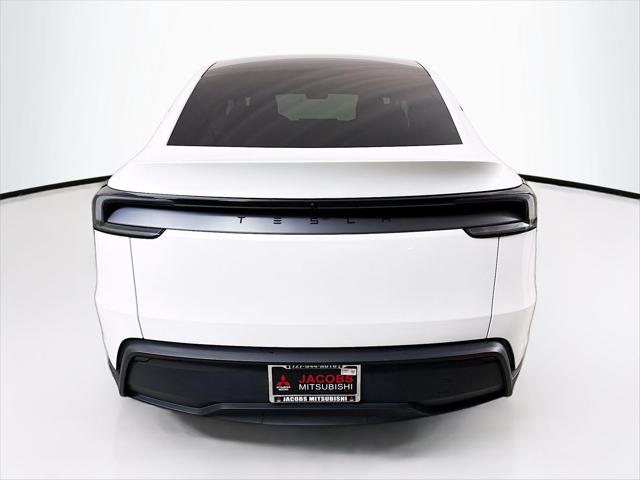 2026 Tesla Model Y Premium Rear-Wheel Drive