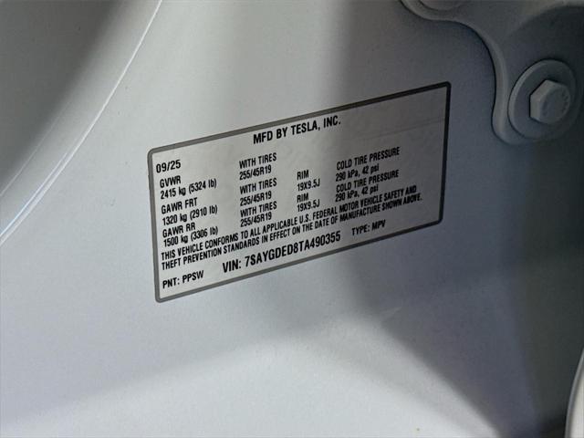 2026 Tesla Model Y Premium Rear-Wheel Drive
