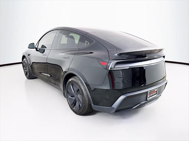 2026 Tesla Model Y Premium Rear-Wheel Drive