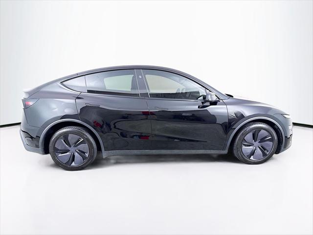 2026 Tesla Model Y Premium Rear-Wheel Drive