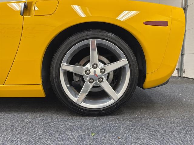 2005 Chevrolet Corvette 2dr Convertible