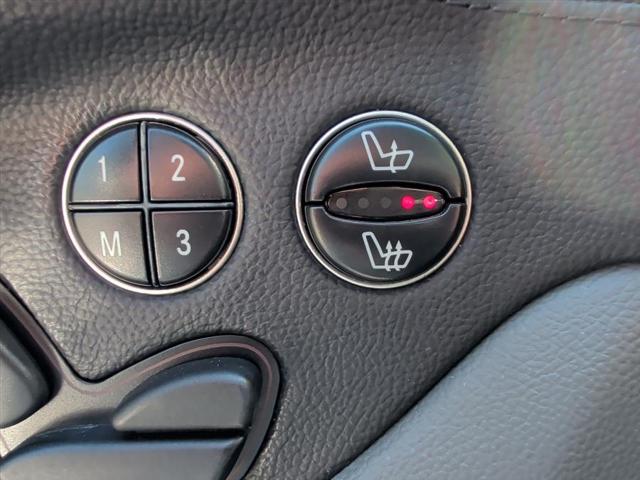 2004 Mercedes-Benz 500 2dr Roadster 5.0L