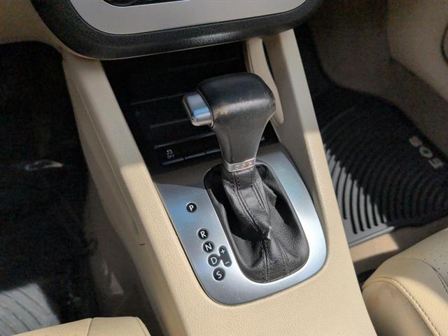 2011 Volkswagen Eos Komfort