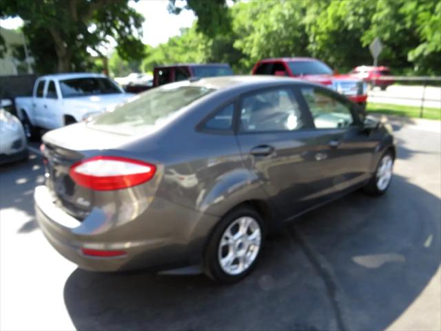 2015 Ford Fiesta SE