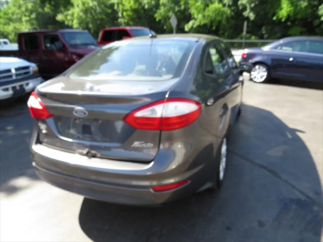 2015 Ford Fiesta SE