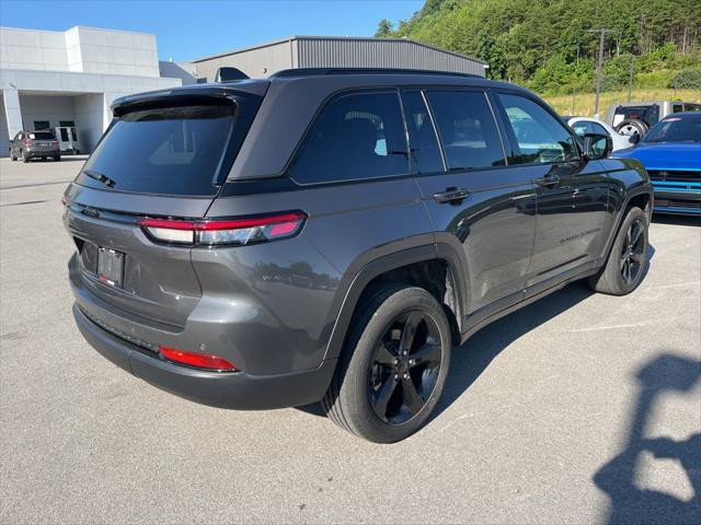 2025 Jeep Grand Cherokee Altitude X 4x4