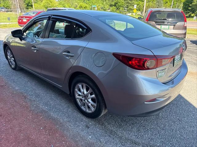2016 Mazda Mazda3 i Sport