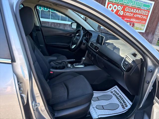 2016 Mazda Mazda3 i Sport