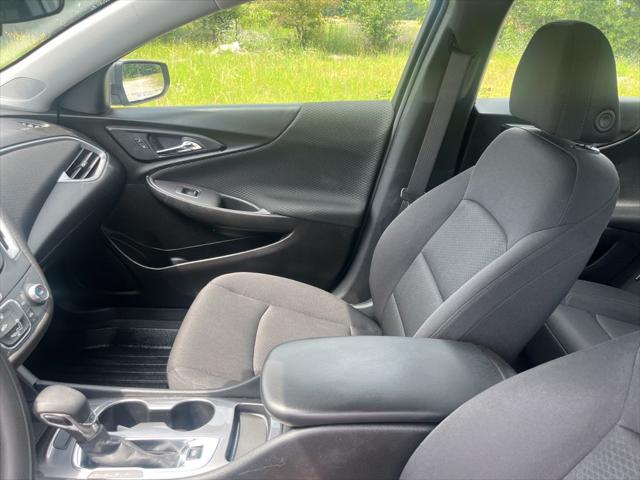 2024 Chevrolet Malibu FWD 1FL