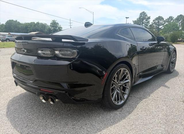 2022 Chevrolet Camaro RWD Coupe ZL1