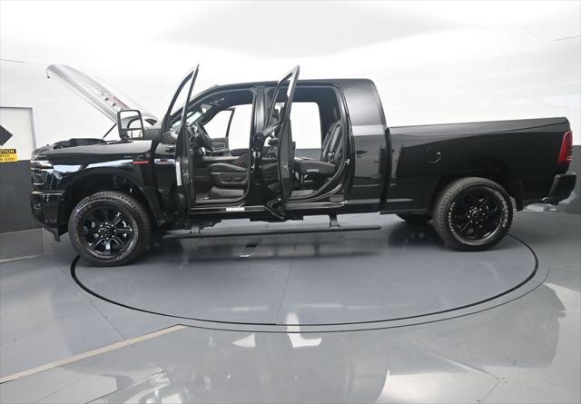 2026 Ram 3500 Laramie Mega Cab 4x4 6'4" Box