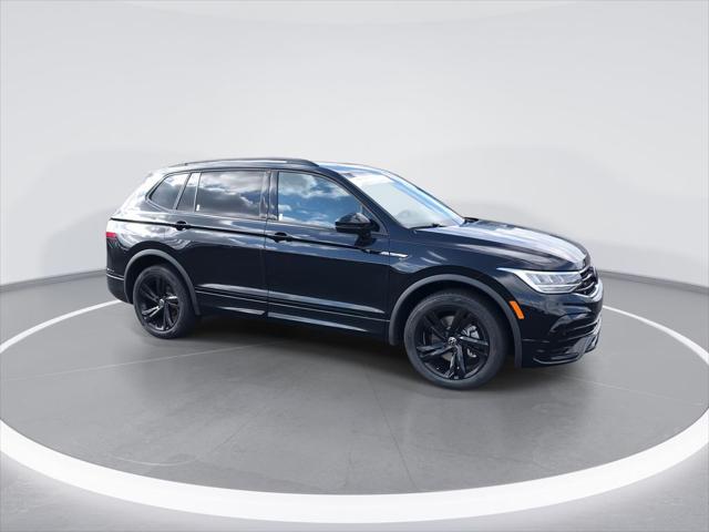 2023 Volkswagen Tiguan 2.0T SE R-Line Black