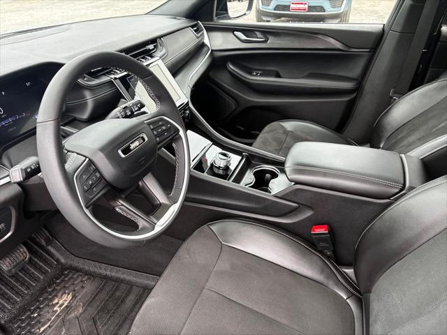 2024 Jeep Grand Cherokee L Altitude X 4x4