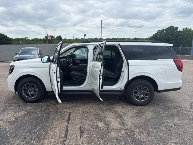 2025 Ford Expedition Active MAX